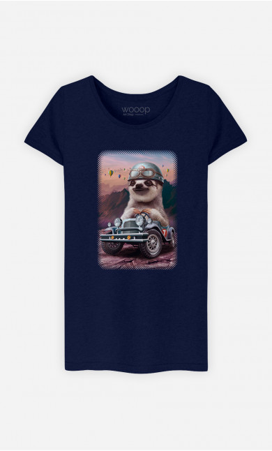 T-shirt Woman Sloth On Racing Car