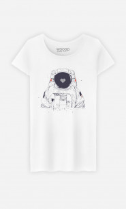 Woman T-shirt Astronaut Love